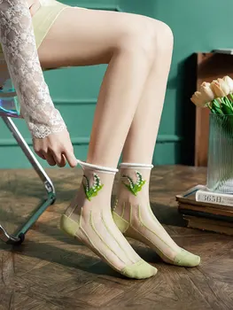 Новите дамски чорапи 2023 г., модни летни тънки прозрачни копринени чорапи с кристали, реколта секси дантелени мрежести чорапи с флорални принтом в стил харадзюку