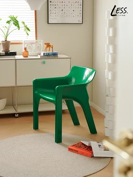 Трапезария стол на скандинавския дизайнер, средновековна съвременно минималистичное творческа стол, Домашен стол с облегалка, Мебели за трапезария