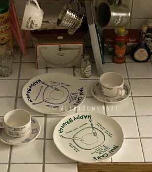 Корейската чиния INS със Същите зелени френските букви, френска с чиния, Украса за дома ресторант, Романтична Десерт чиния, керамика