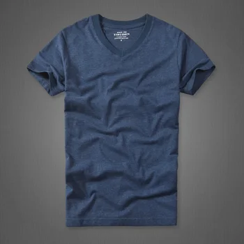 Мъжка тениска от 100% памук с V-образно деколте и къс ръкав