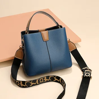 Чанта 2023, пролетно нова дамска чанта на рамото, ежедневна чанта през рамо с голям капацитет, модерна дамска чанта